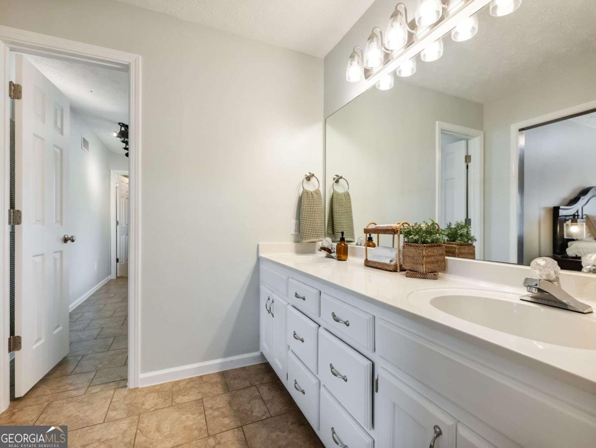 1090 Steeple Run Lawrenceville - Photo 9