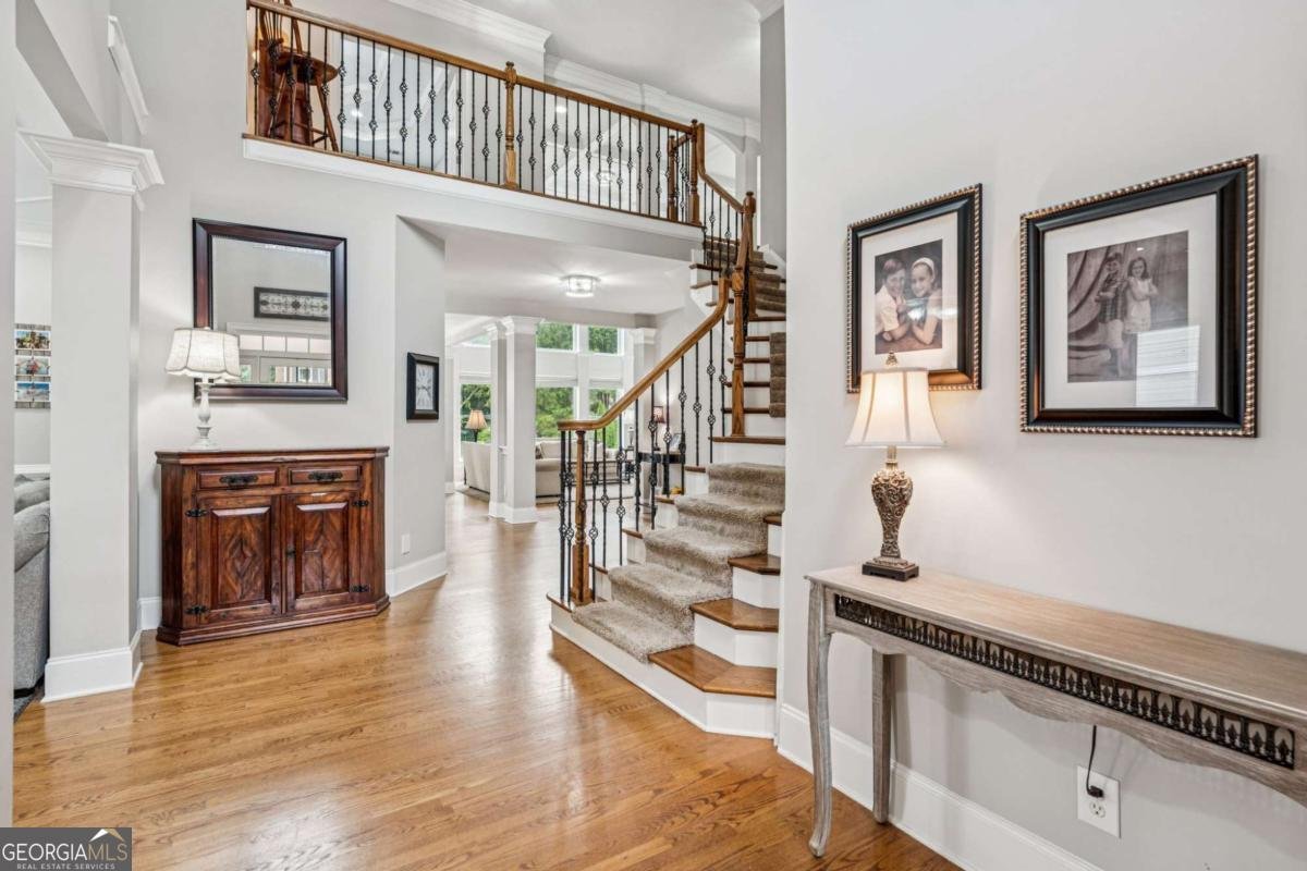 1043 Meadow Club Court Suwanee - Photo 6