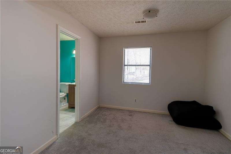 522 Victoria Road Woodstock - Photo 26