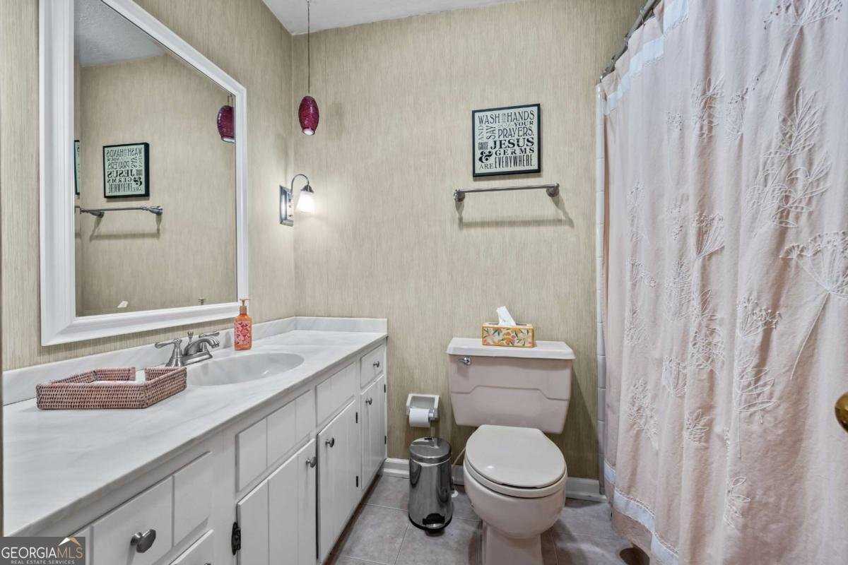 684 Honeysuckle Road Gainesville - Photo 22