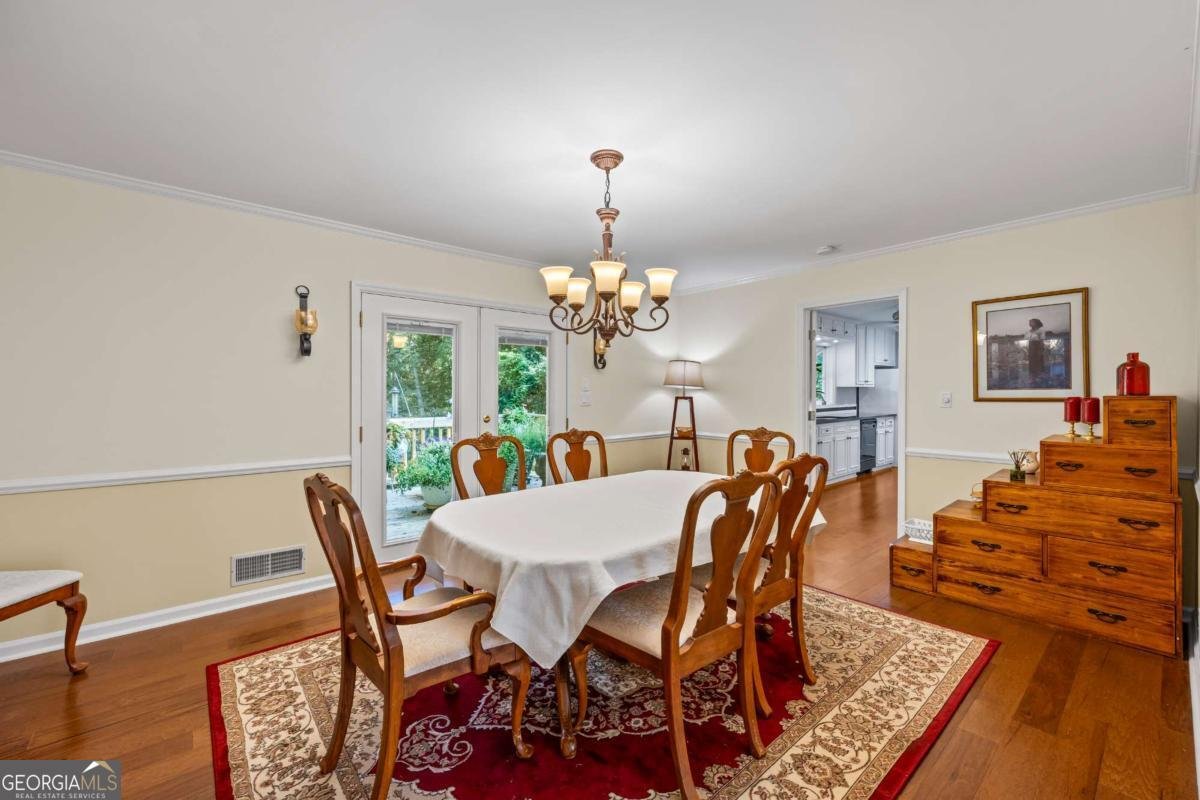 684 Honeysuckle Road Gainesville - Photo 8