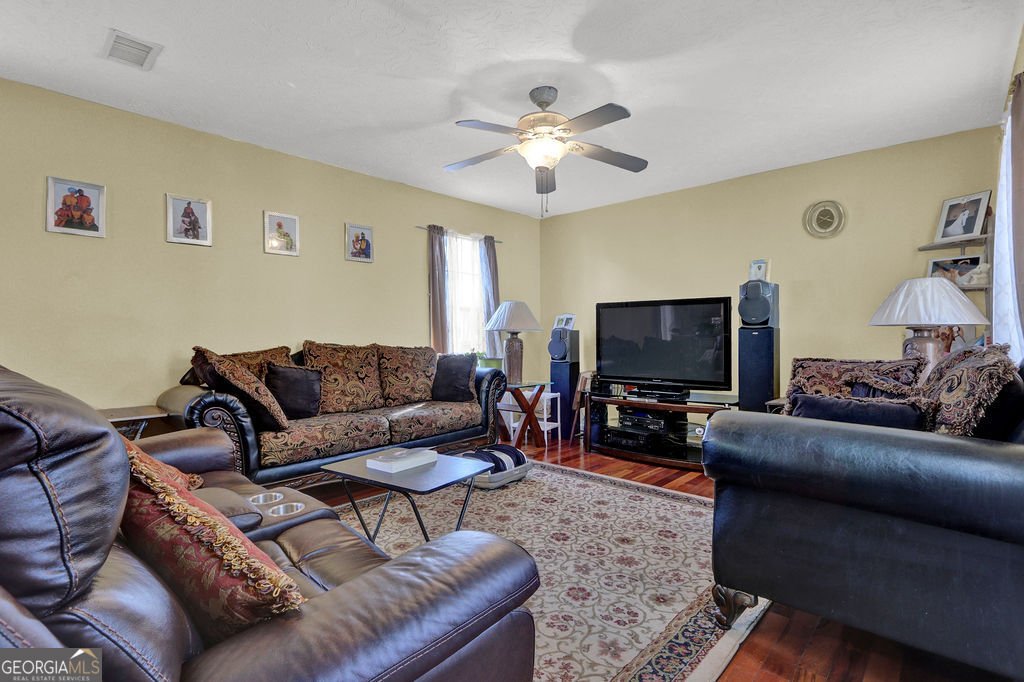 1018 Carriage Trace Circle Stone Mountain - Photo 12