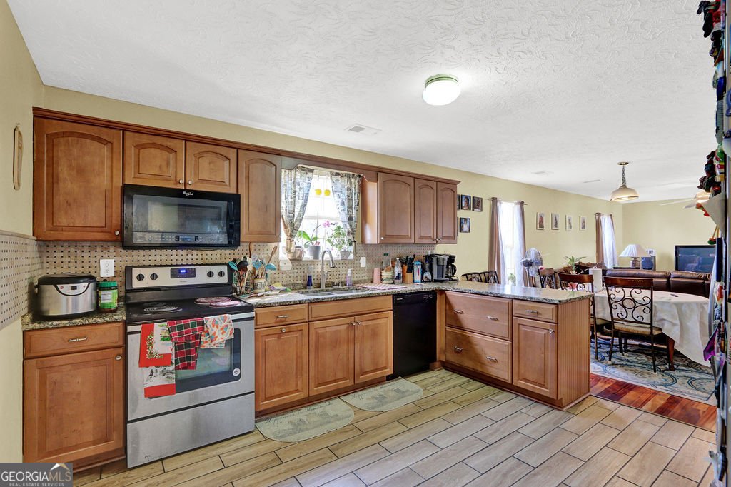 1018 Carriage Trace Circle Stone Mountain - Photo 19