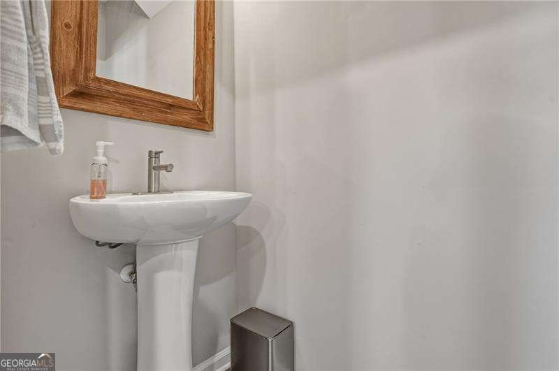 504 Elm Bluff Way Lawrenceville - Photo 11