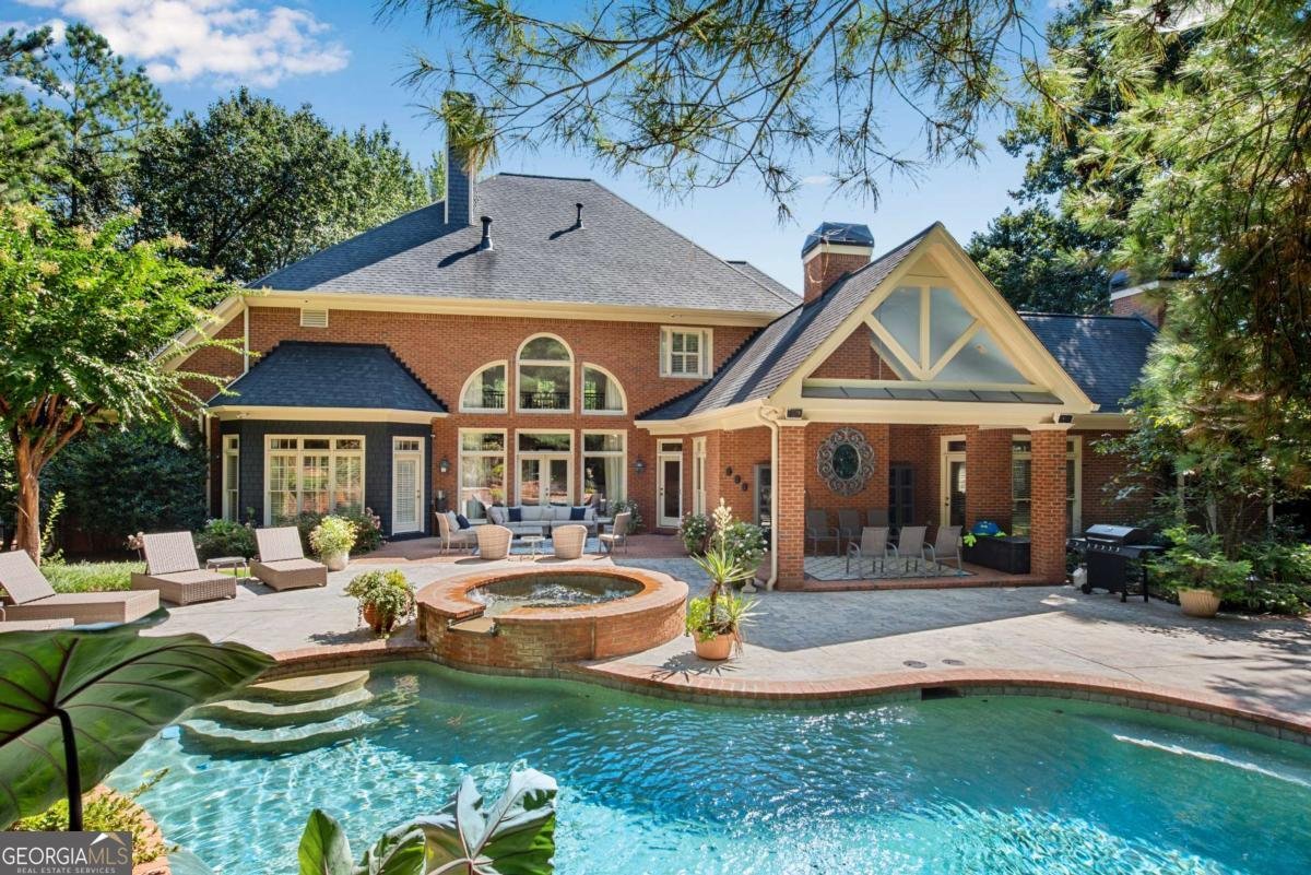 5950 Long Island Drive Atlanta - Photo 1