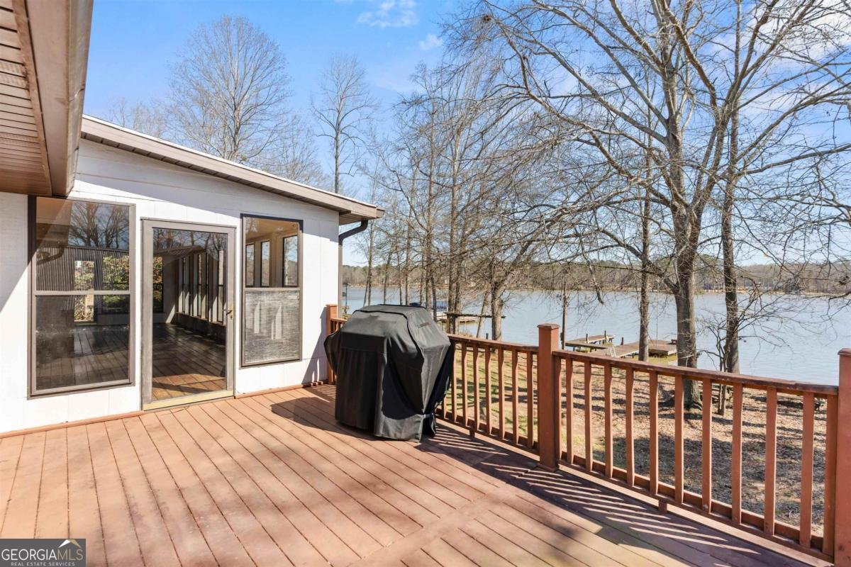 1070 Carpenter Lane Buckhead - Photo 24