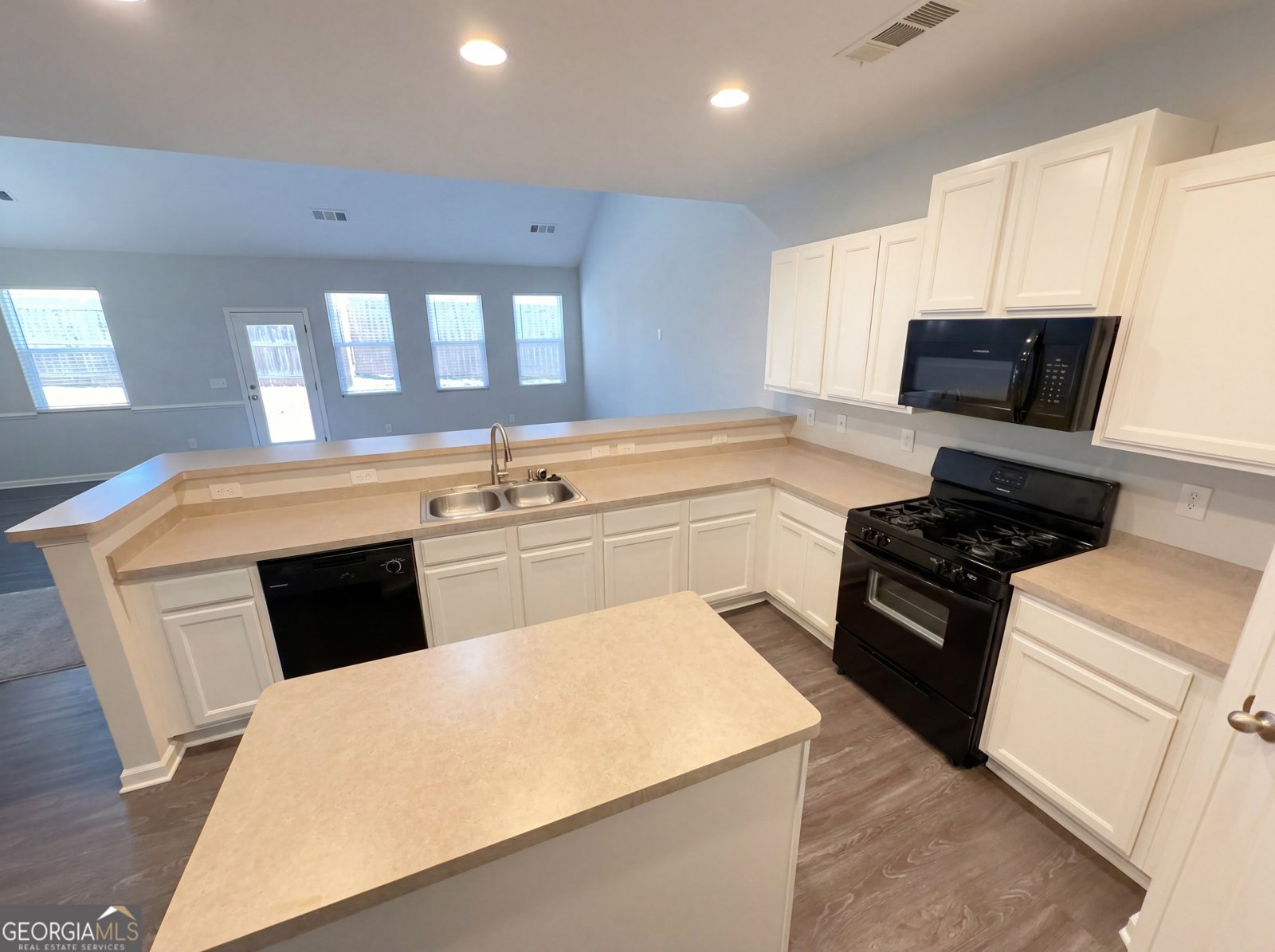 943 Liberty Bell Run Hoschton - Photo 23