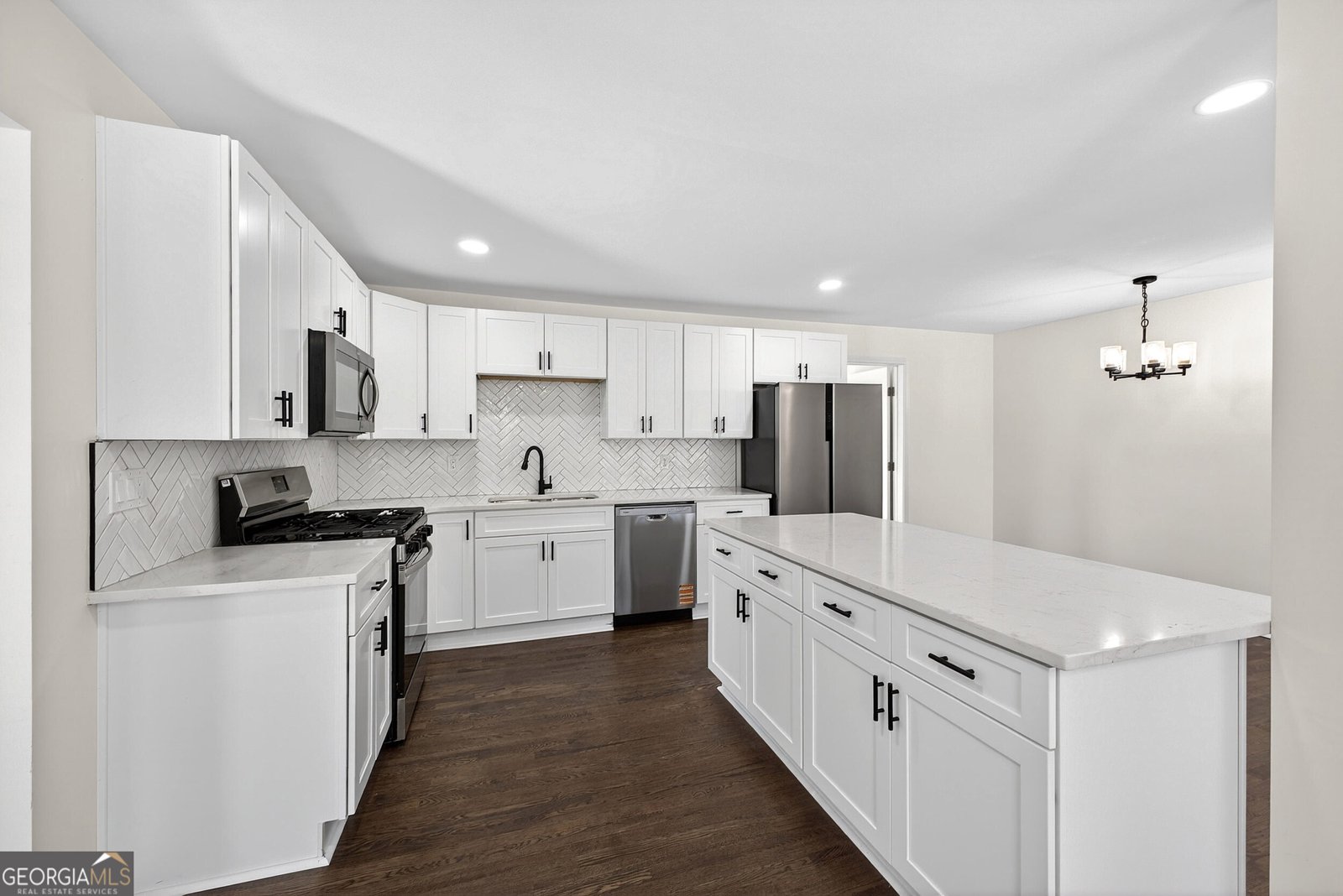 5800 Crabapple Drive Mableton - Photo 6