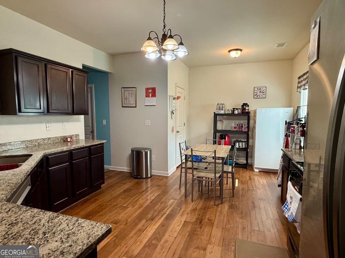 653 Scotland Drive Dallas - Photo 13