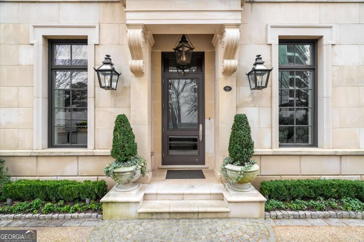 2640 Peachtree Road Atlanta - Photo 1