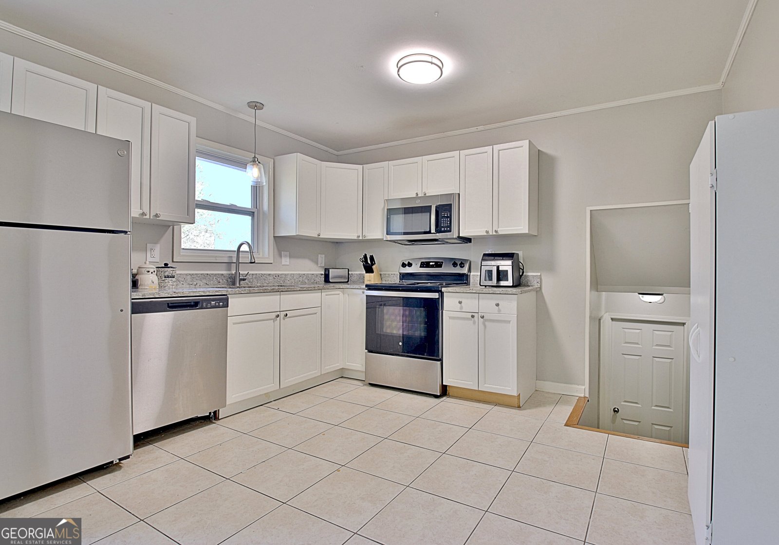 218 Hilltop Drive Peachtree City - Photo 9