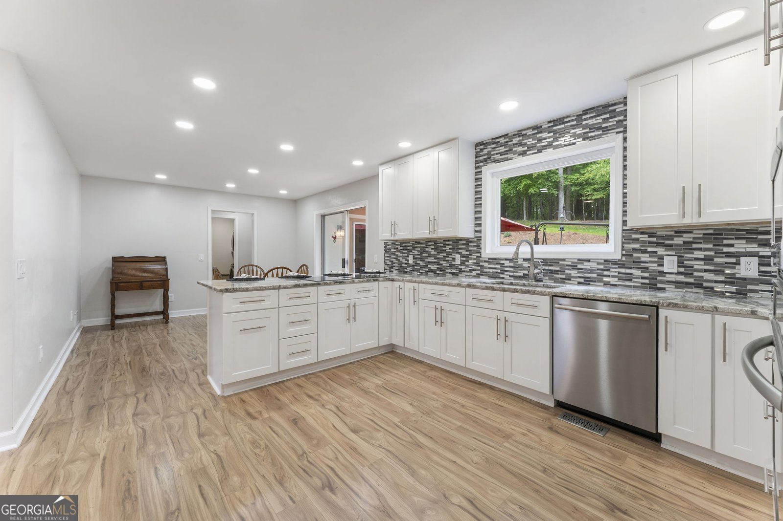 5830 Wilbanks Drive Peachtree Corners - Photo 12