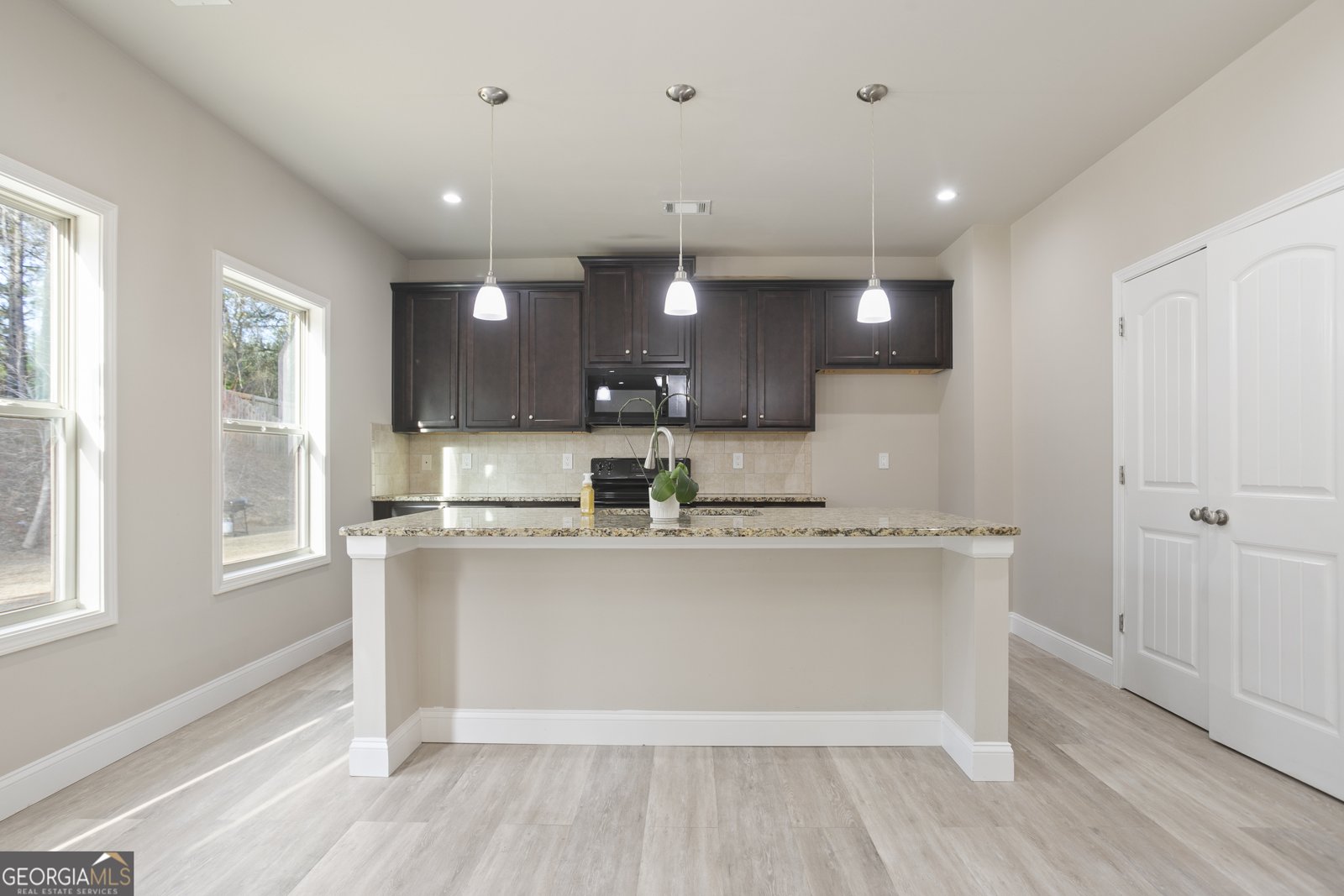 811 Walnut Woods Drive Braselton - Photo 7