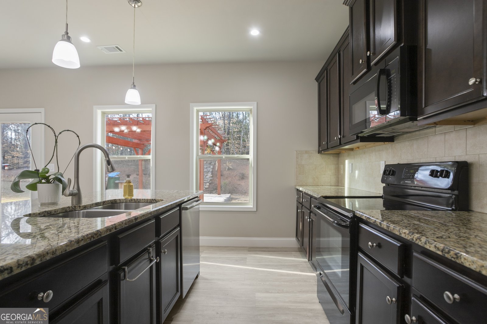 811 Walnut Woods Drive Braselton - Photo 8