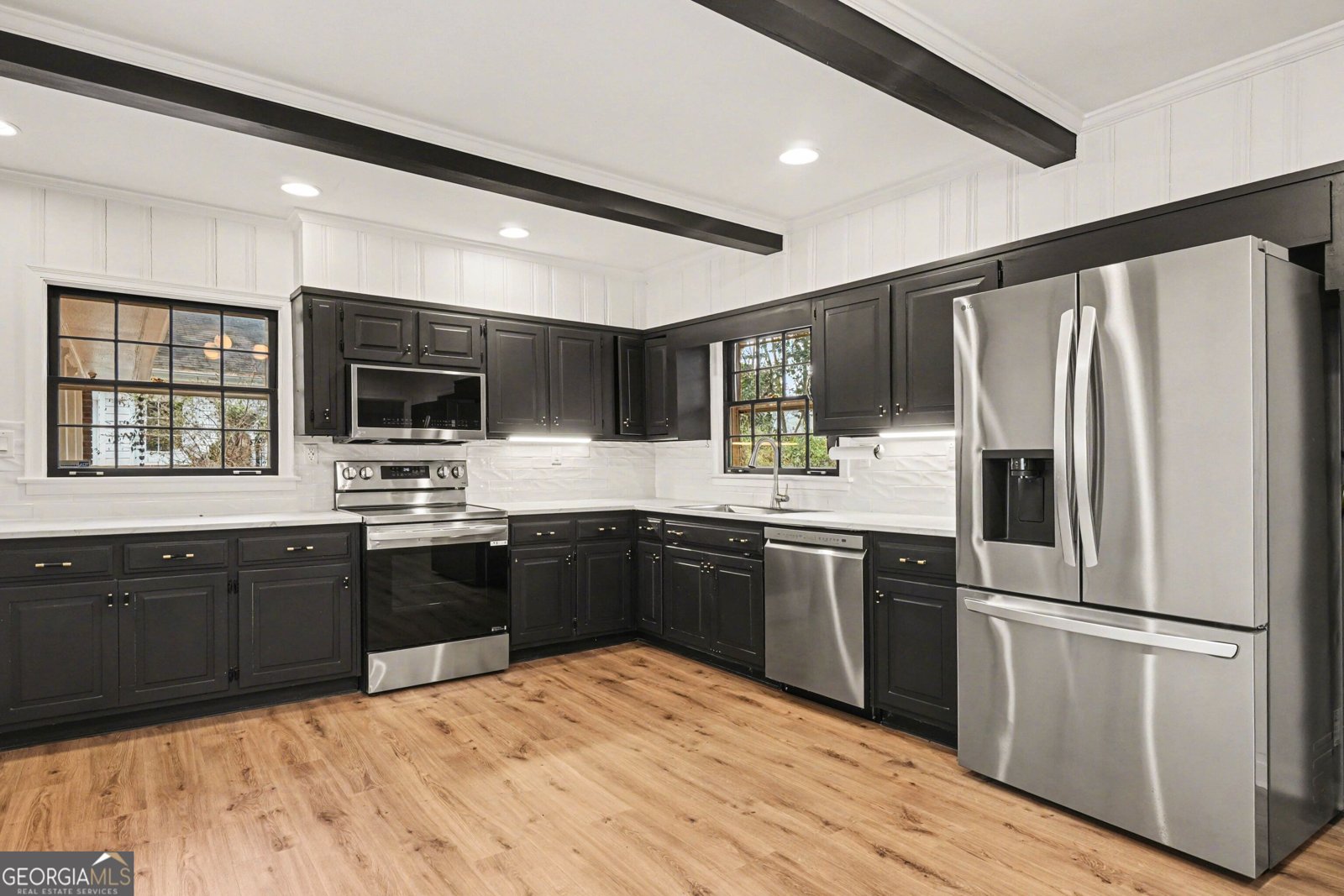 2360 Young Drive College Park - Photo 9