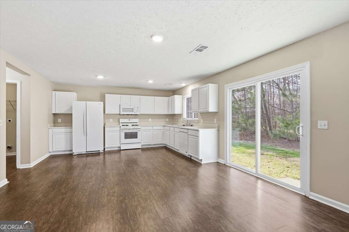 574 Leaflet Ives Drive Lawrenceville - Photo 14