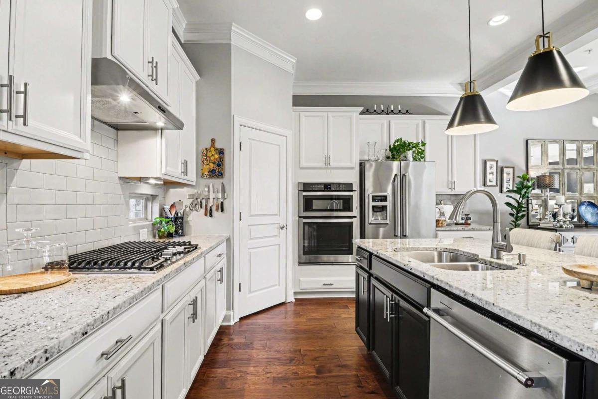 112 Brindle Lane Alpharetta - Photo 9