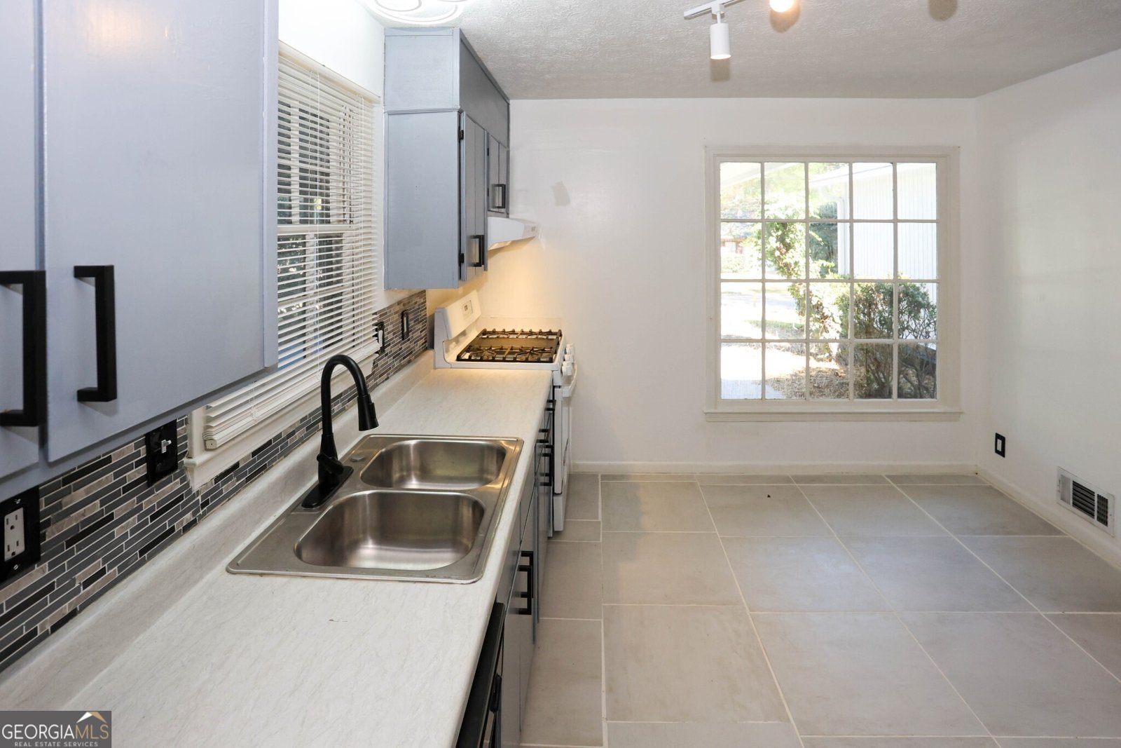 512 Rockborough Terrace Stone Mountain - Photo 41