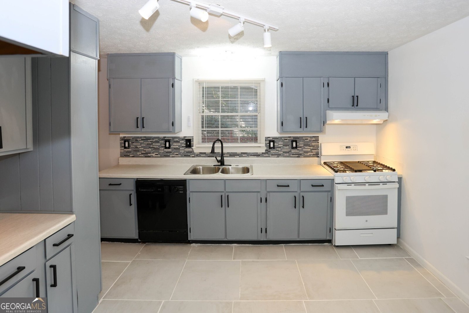 512 Rockborough Terrace Stone Mountain - Photo 48