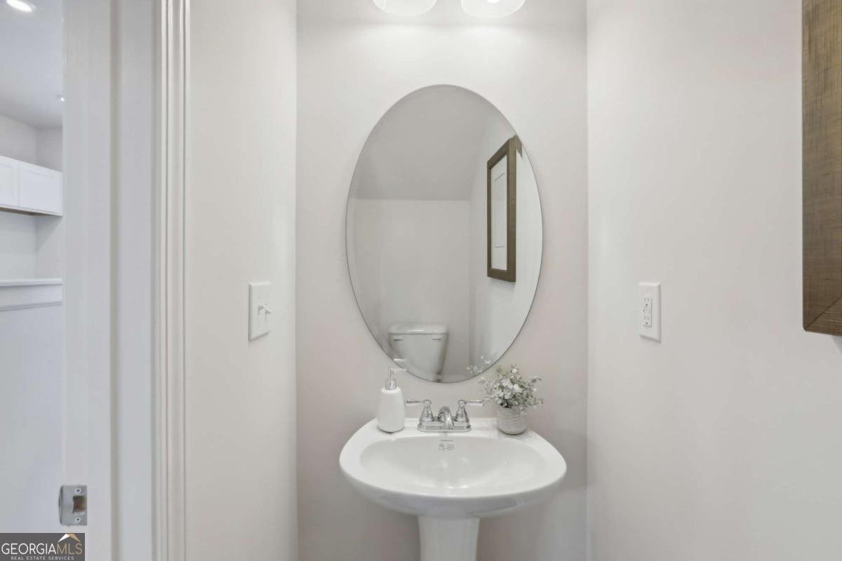 1001 Stonebridge Circle Macon - Photo 6