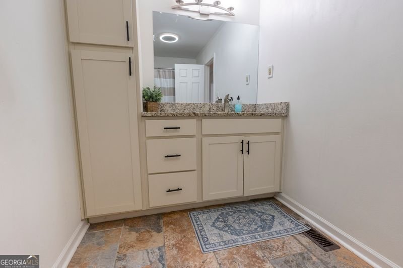 5028 Bird Road Gainesville - Photo 25