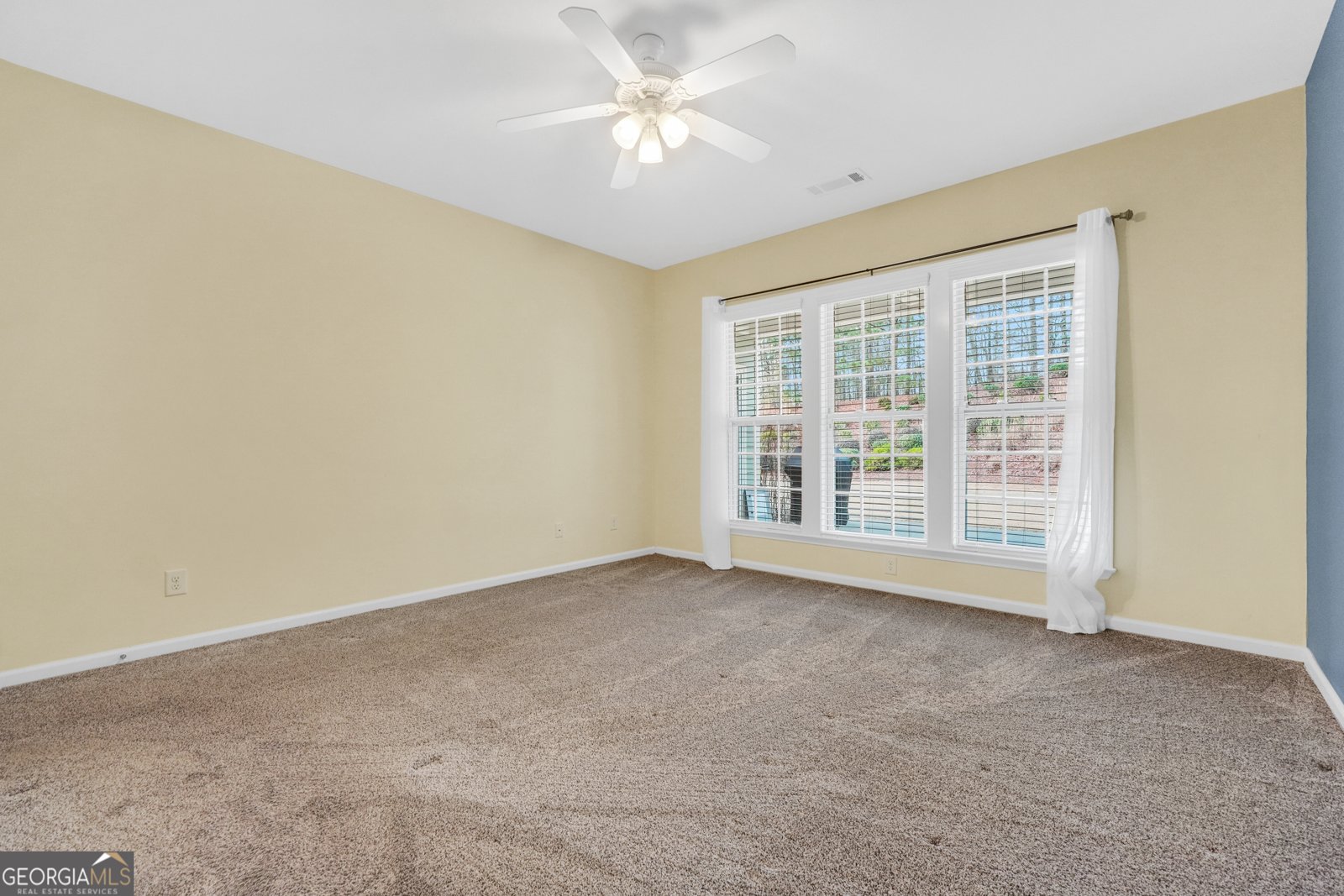 154 Begonia Court Griffin - Photo 34