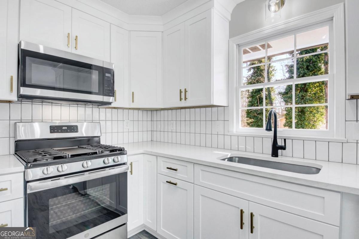 1697 Rustic Drive Marietta - Photo 9