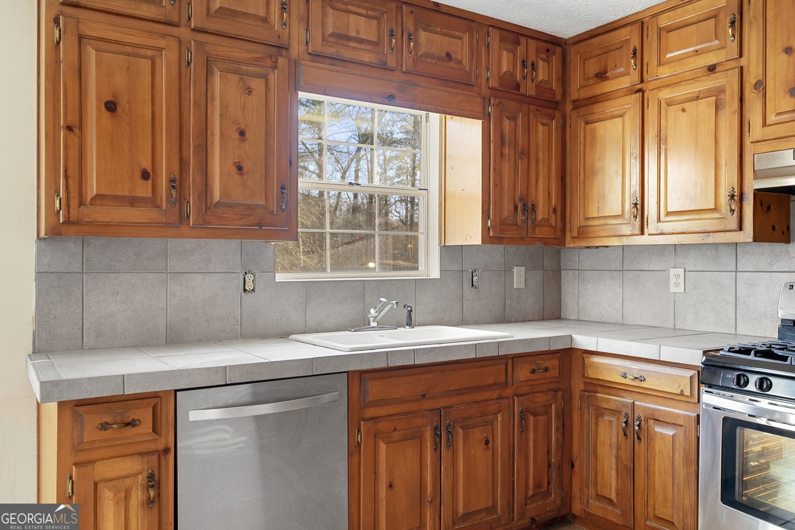 6584 River Glen Drive Riverdale - Photo 9