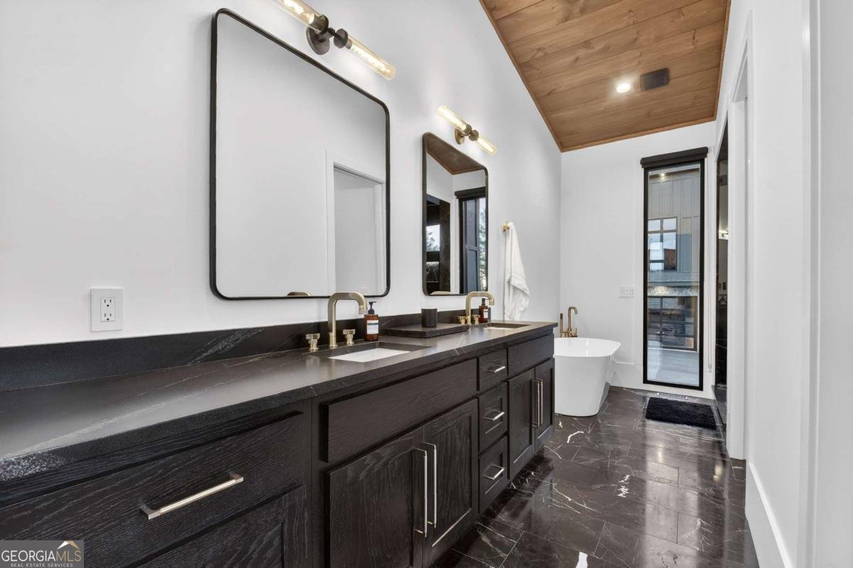 156 Coles Crossing Road Mineral Bluff - Photo 32