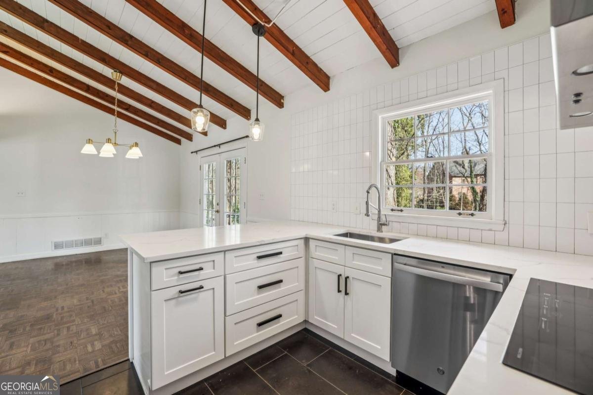 6555 Williamson Drive Atlanta - Photo 14