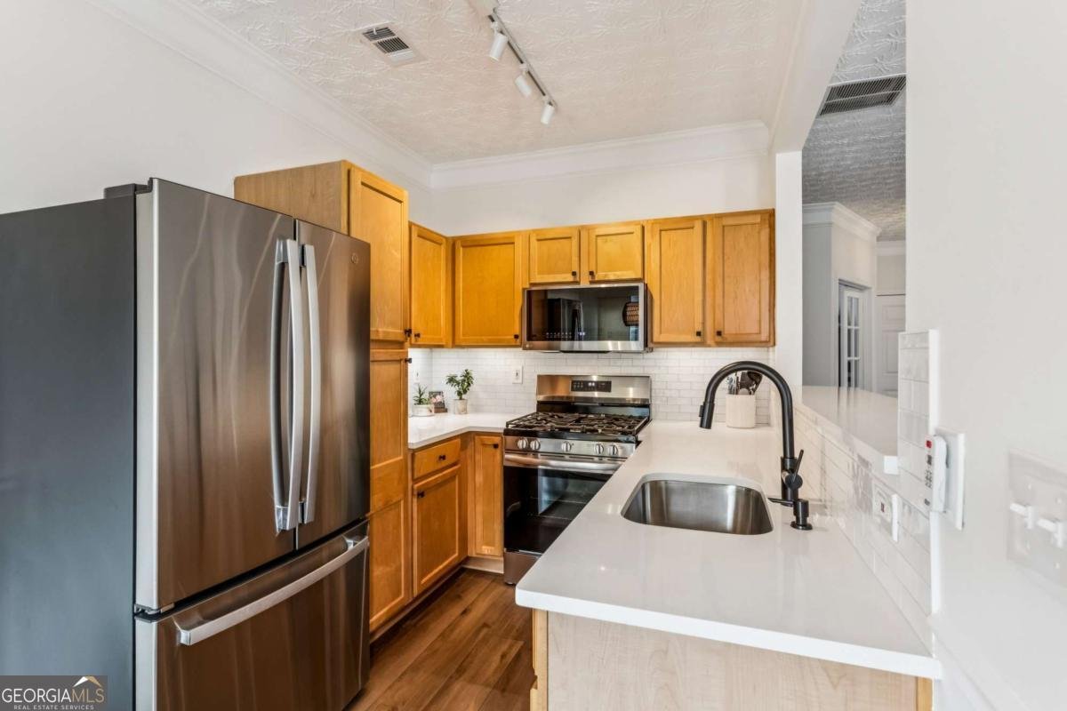 1429 Bay Overlook Drive Woodstock - Photo 13