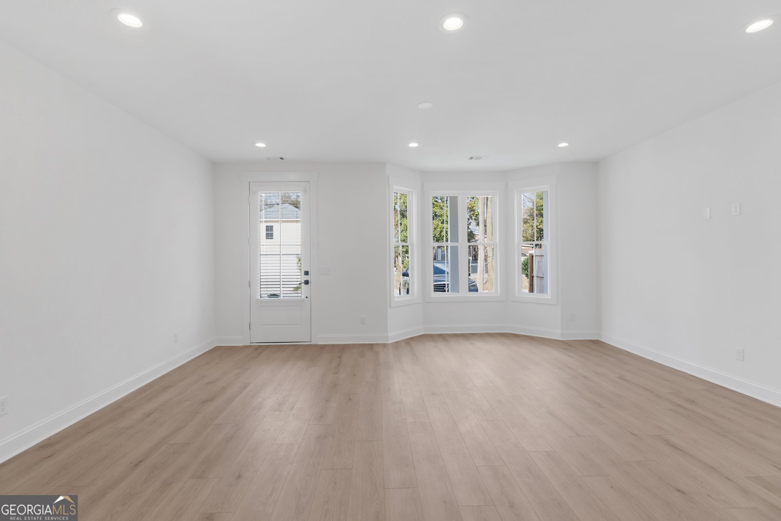 1211 34th Street Savannah - Photo 8