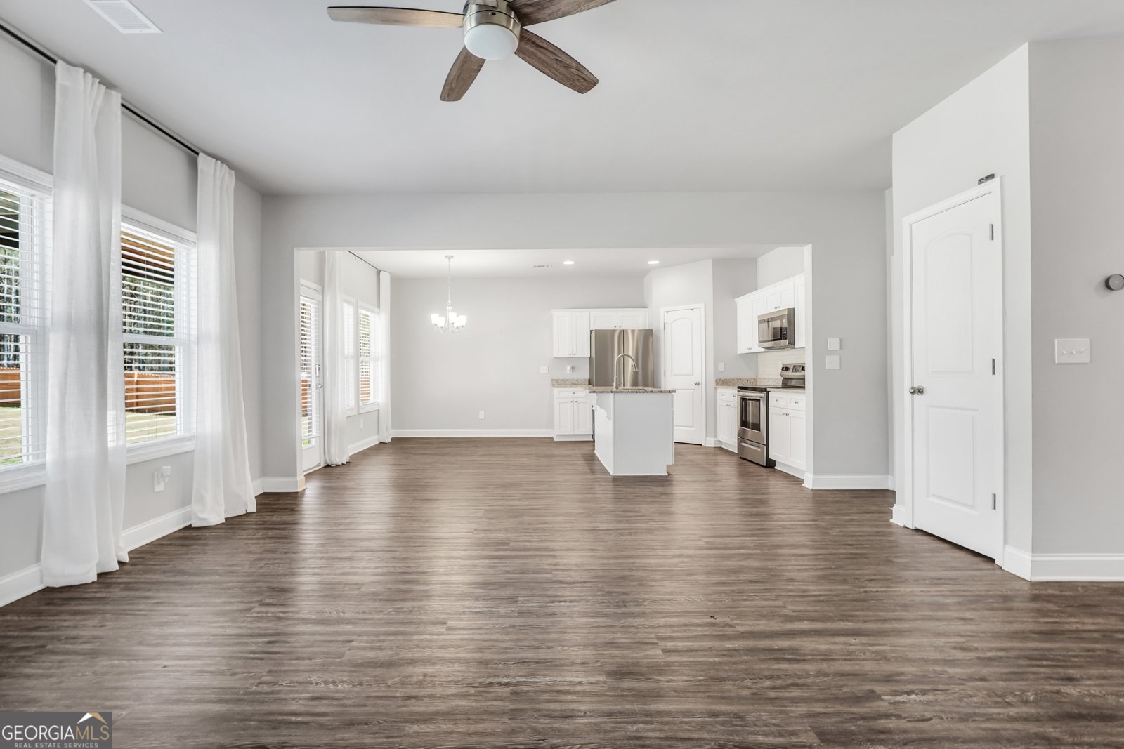 632 Sutton Road Forsyth - Photo 10