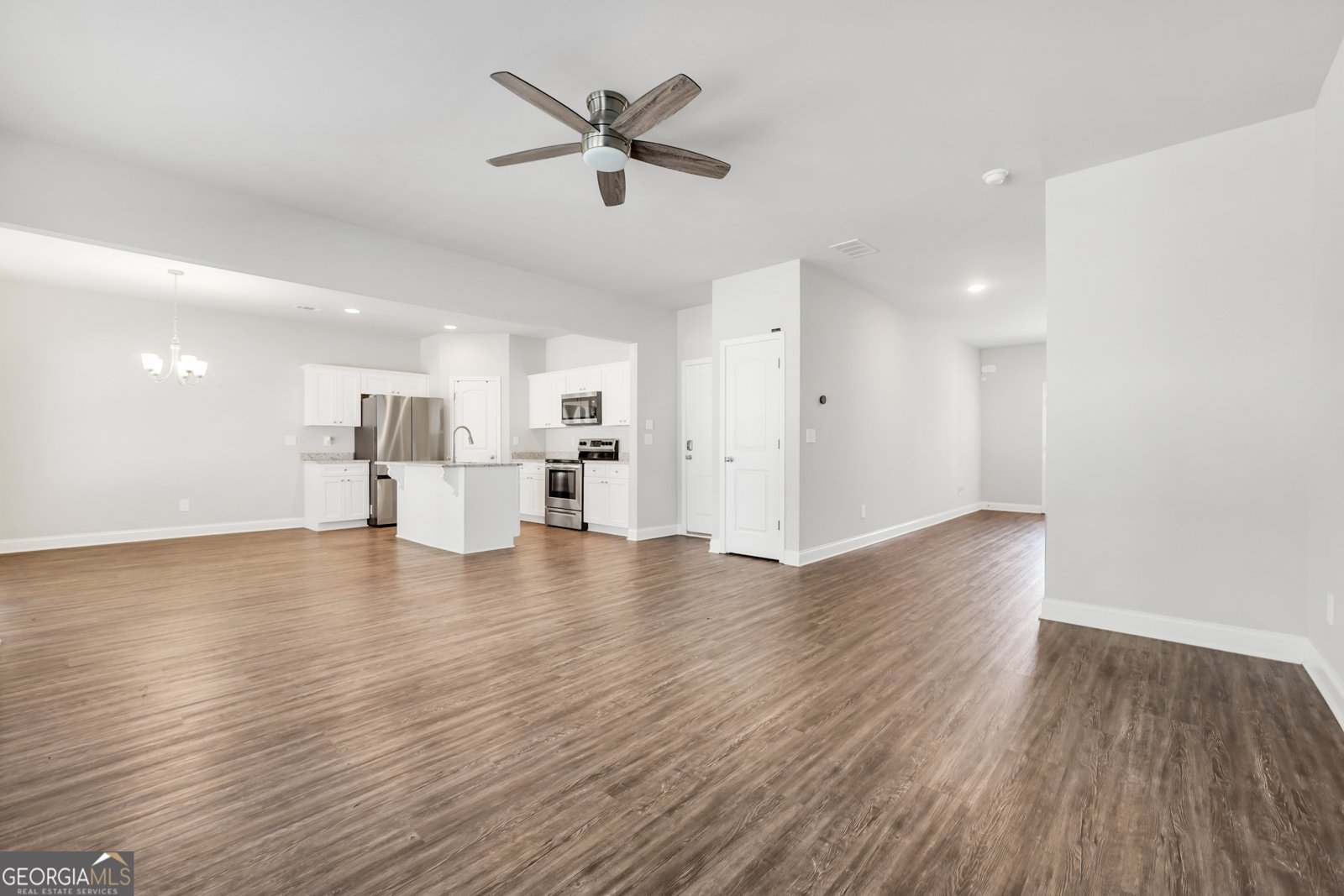 632 Sutton Road Forsyth - Photo 11