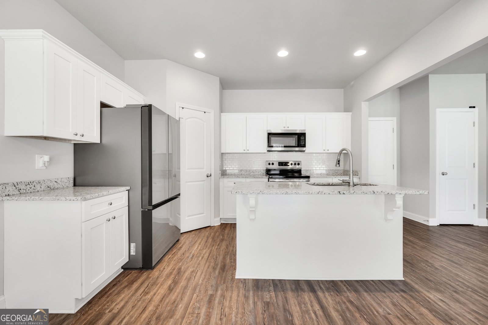 632 Sutton Road Forsyth - Photo 15