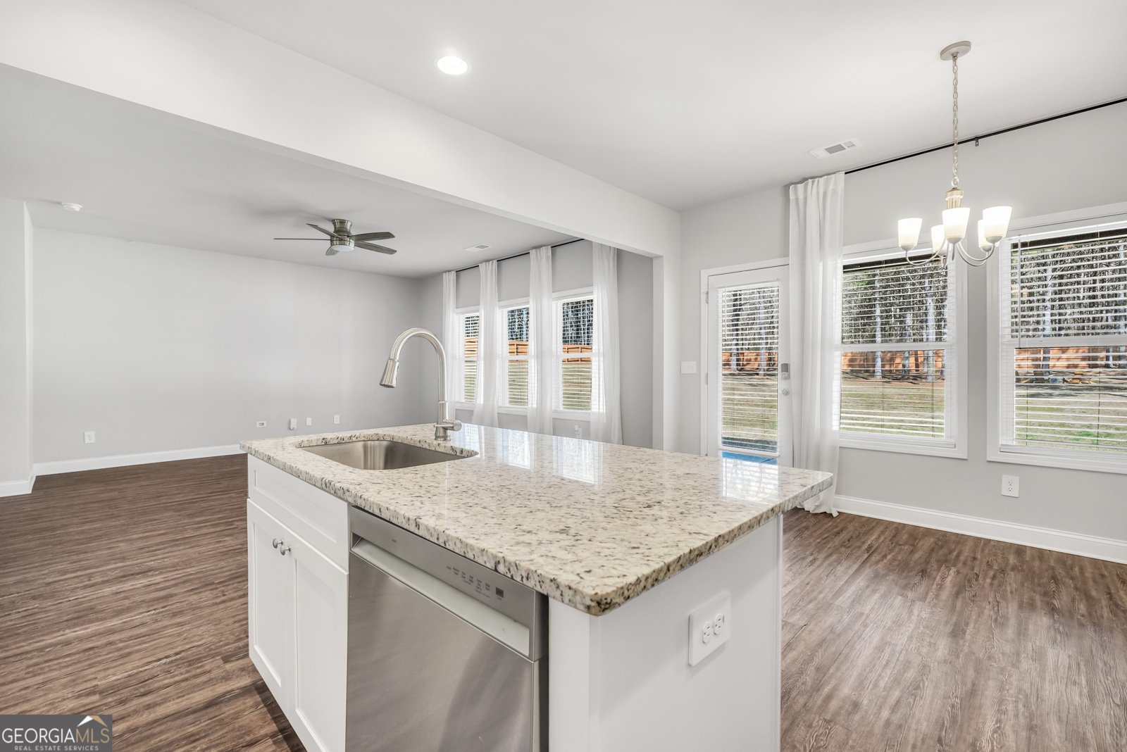 632 Sutton Road Forsyth - Photo 19