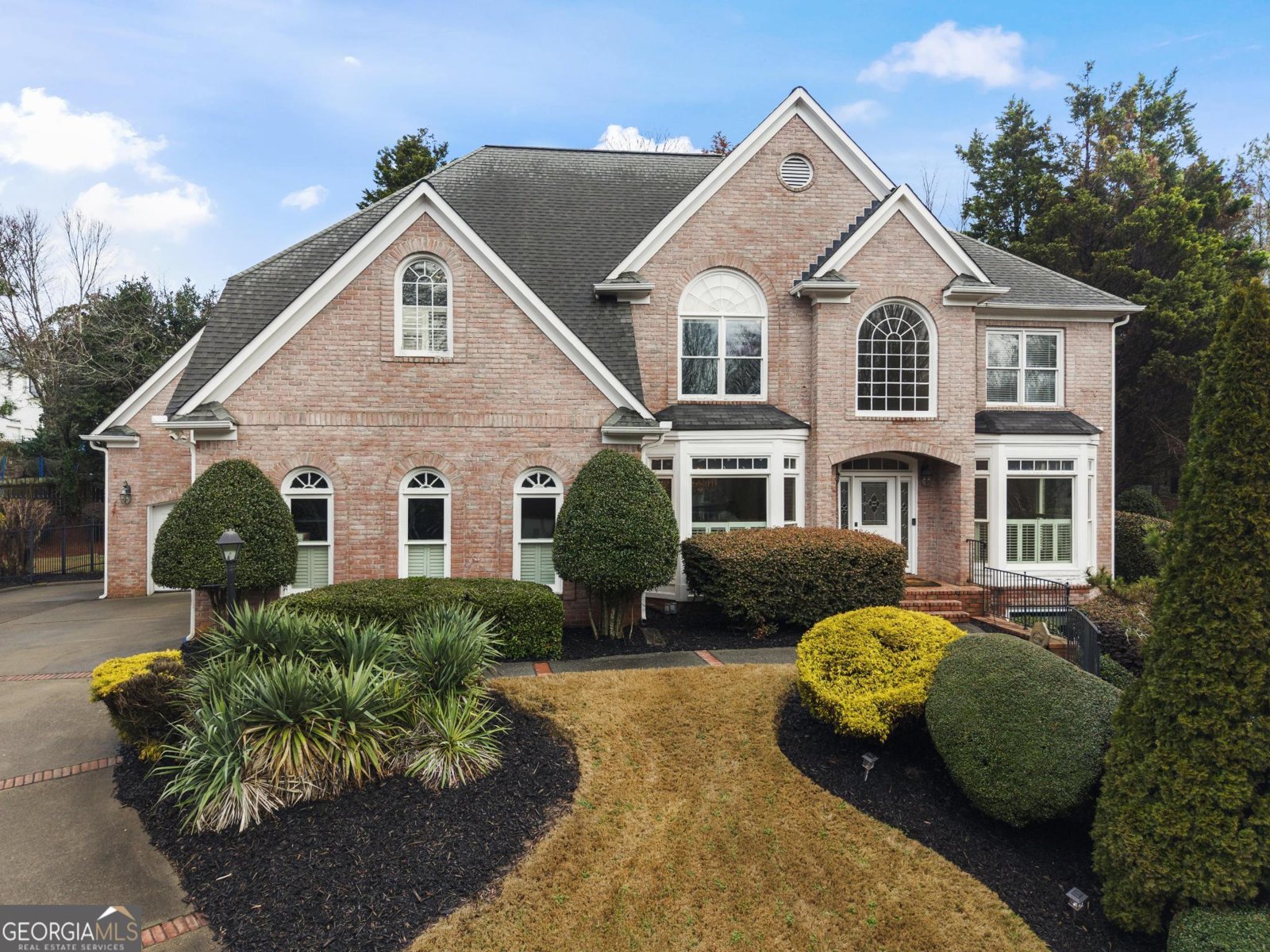 320 Commons Gate Court Roswell - Photo 1