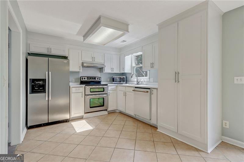 742 Shoal Circle Lawrenceville - Photo 9