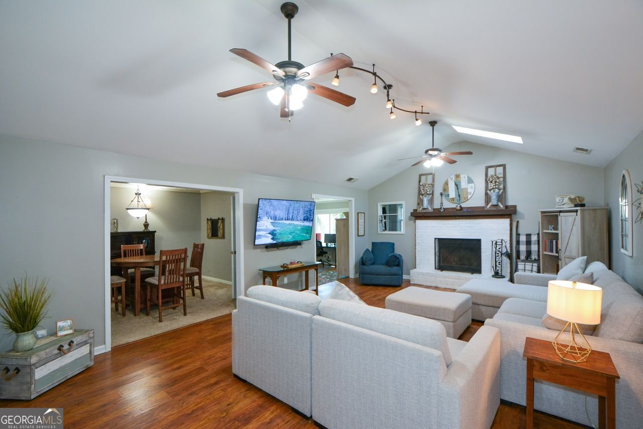 1379 Branchwood Drive Snellville - Photo 7