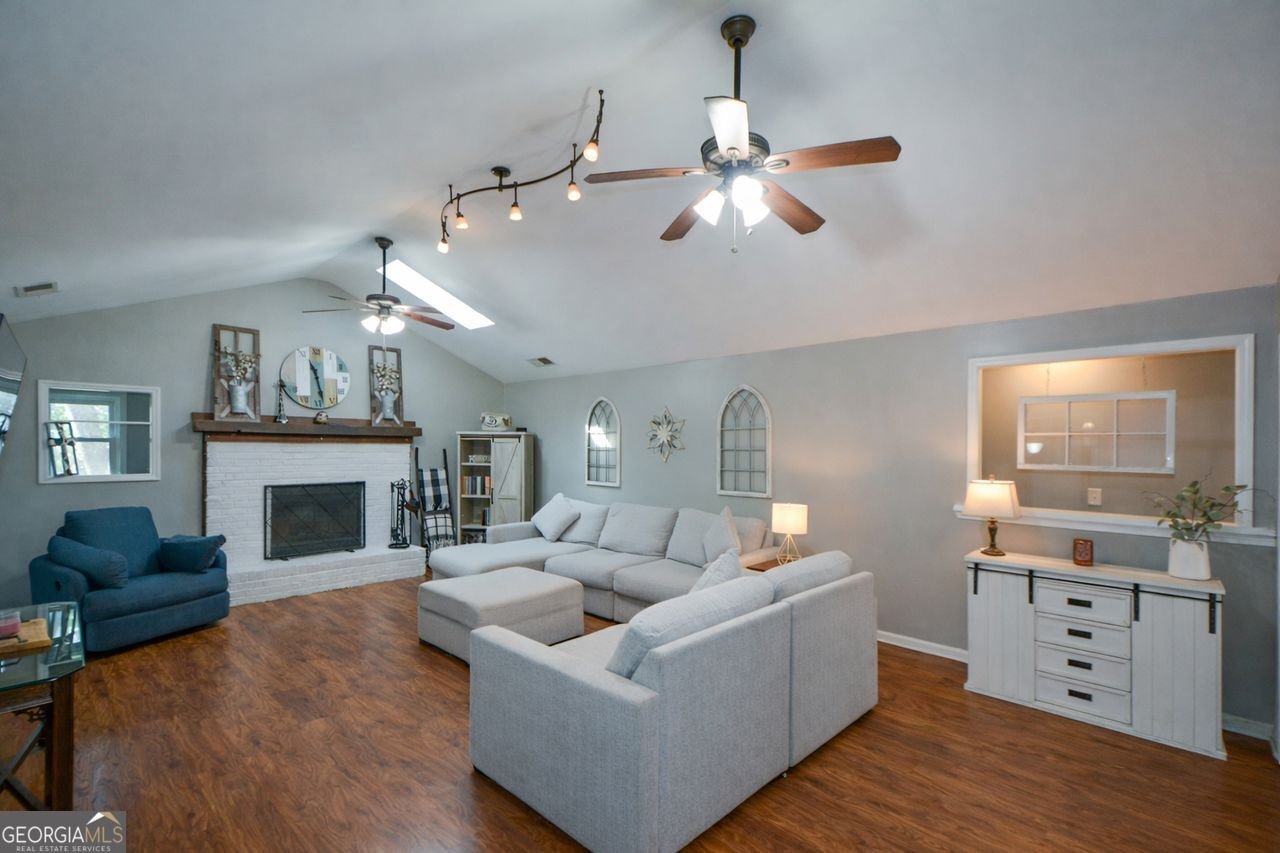 1379 Branchwood Drive Snellville - Photo 8