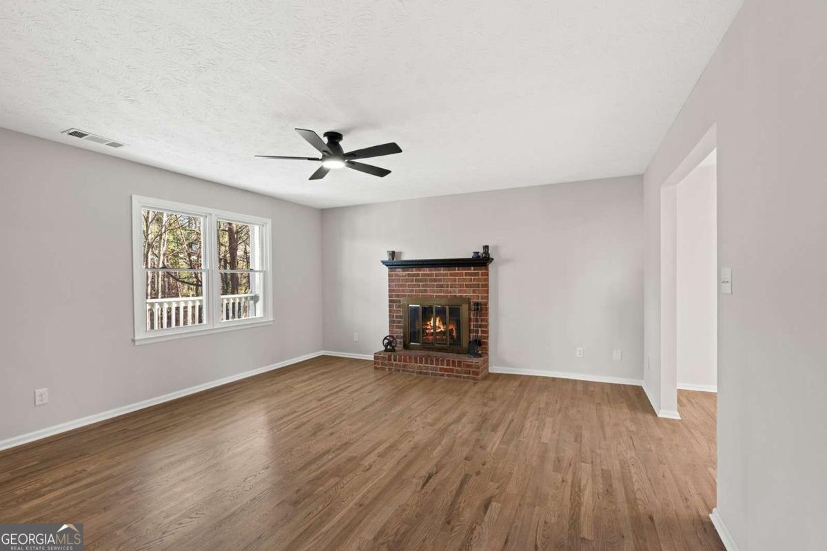 5059 Whites Mill Drive Gainesville - Photo 10