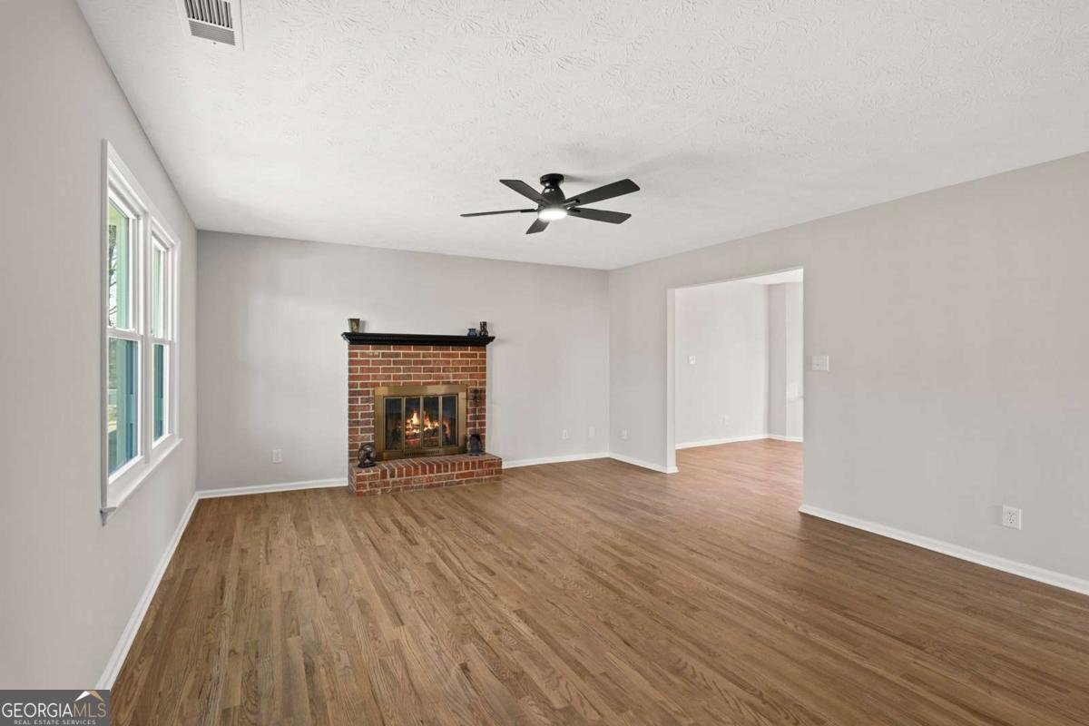 5059 Whites Mill Drive Gainesville - Photo 9