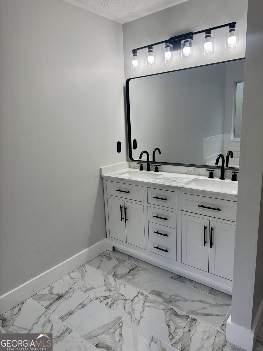 3393 Madison Farm Way Snellville - Photo 18