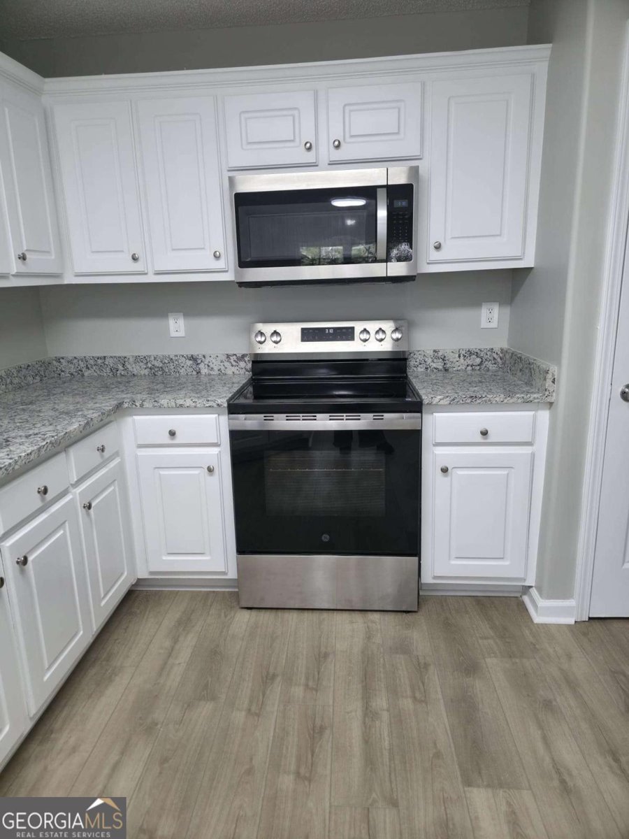 2504 Marixa Drive Statham - Photo 14