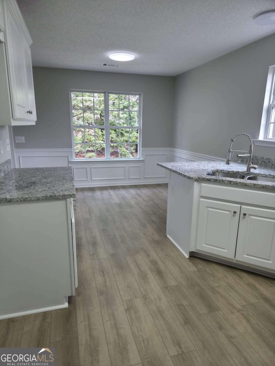 2504 Marixa Drive Statham - Photo 16