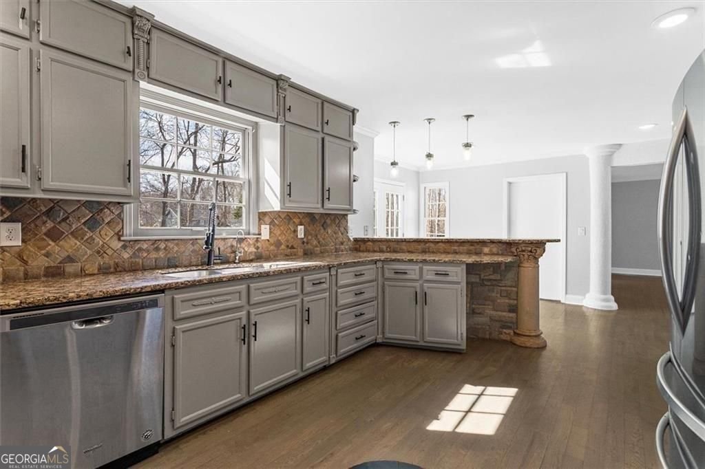 331 Freshman Drive Lawrenceville - Photo 16