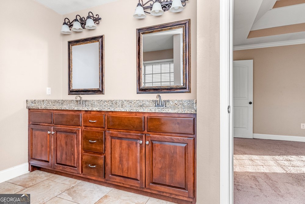 220 Summerstone Bend Byron - Photo 19