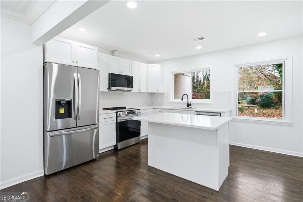 2277 Edgemore Drive Atlanta - Photo 9