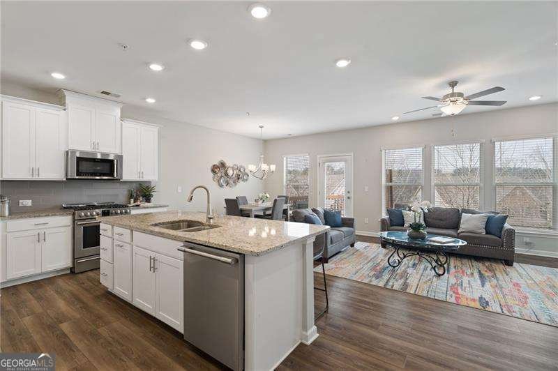 1355 Endicott Court Cumming - Photo 8