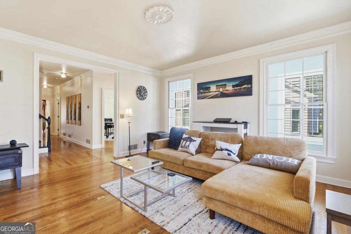 6191 Forest Hills Lane Peachtree Corners - Photo 8